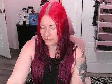 Bongacams Free Live Porn of gennyrock