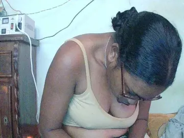 Bongacams Best live sex cam show of TriciaBella