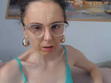 Bongacams Live Sex Cam of cleophee