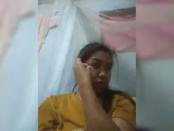 Bongacams Free Porn Cam of RayahSexylove