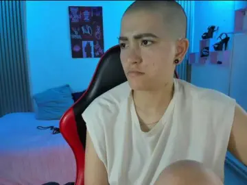 Bongacams Watch Live Sex Cams of nicocoox