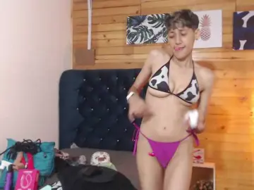 Bongacams Live Sex Cam of HottAlexxxa