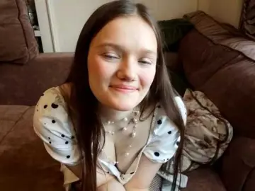 Bongacams Live Sex of ElenaKeel