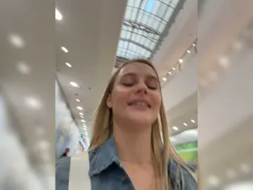 Bongacams Free Porn Cam of PrettyKatea