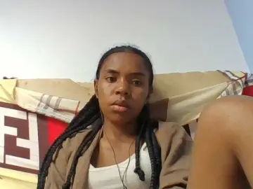 Bongacams Live Sex Cam of Emelie1a