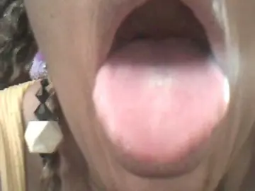Bongacams Free Porn Cam of MyDDBOOBIES