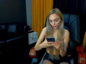 Bongacams Adult Webcams of HaleySweet18
