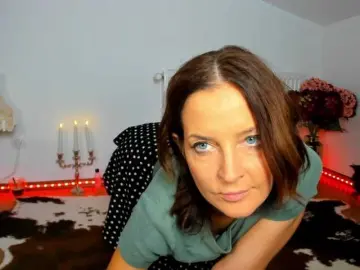Bongacams Nude Webcam of SatyneQueen