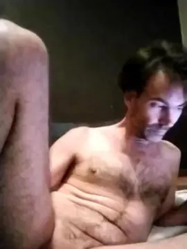Cam4 Free Live Porn of lepluscoquin02