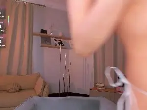 Cam4 Adult Webcam of Sue_Kotara
