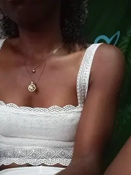 Cam4 Free Live Porn of alexiah3