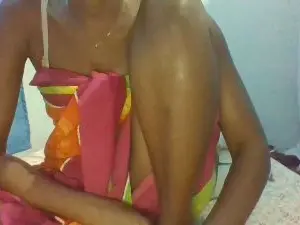 Cam4 Free Live Porn of bellahotsexy2