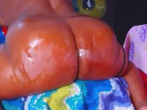Cam4 Sex Chat of EBONYCUM69