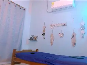 Cam4 Free Live Porn of starfishanal21