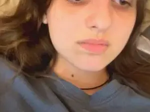 Cam4 Live Porn of BreanaHelmle