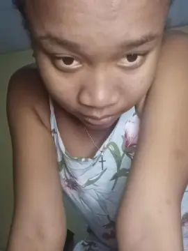 Cam4 Free Live Porn of mayrahqueen