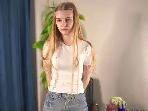 Cam4 Free Live Porn of JanaeMendiaz