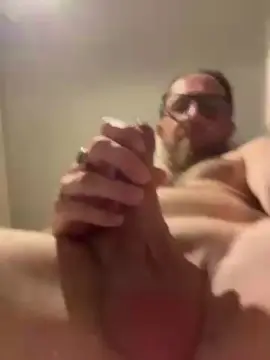 Cam4 Free Live Porn of mickmouch