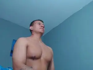 Cam4 Watch Live Sex Cams of Lothbrok_strong