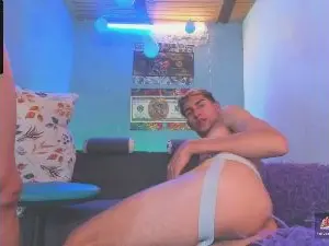 Cam4 Watch Live Sex Cams of Latin_boysxx