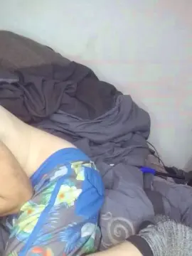 Cam4 Sex Cam of bigBUZZZZ69