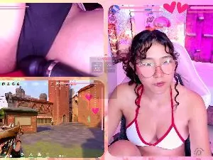 Cam4 Sex Cam of RossieGames