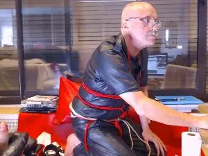 Cam4 Adult Webcam of pigjebX