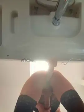 Cam4 Private Sex Chat of Laura_Lee69
