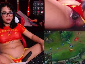 Cam4 Sex Cam of Nyveth