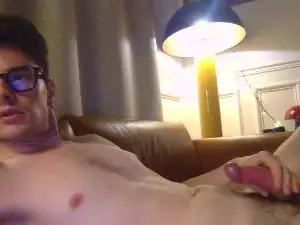 Cam4 Free Live Porn of Davidralph2