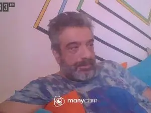 Cam4 Live Sex of benenzo
