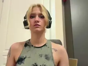 Cam4 Sex Chat of CieraHoek