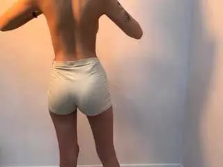 Camsoda Nude Webcam of harrietkawamura