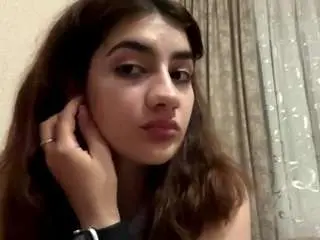 Camsoda Adult Webcams of elenoralapeyrouse