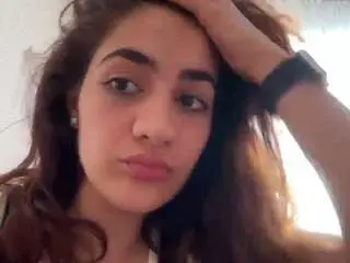 Camsoda Sex Cam of elenoralapeyrouse