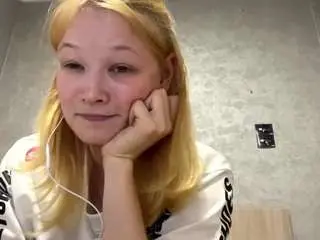 Camsoda Sex Cam of sandraallamong