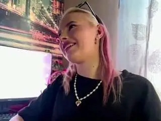 Camsoda Nude Webcam of chayamasteller