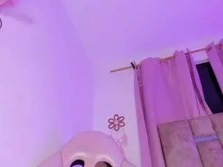 Camsoda Sex Chat of mia-royal