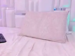 Camsoda Free Porn Cam of im-isabella1