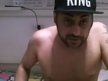Chaturbate Live Porn of kingcorvo82