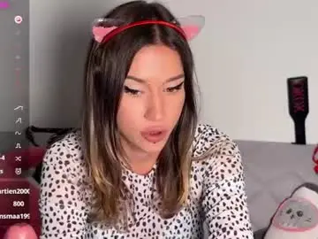 Chaturbate Live Sex Cam of hypnotic_kitty