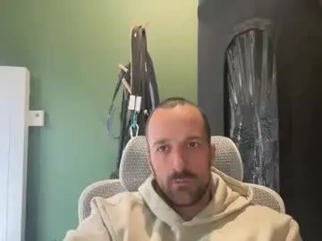 Chaturbate Best live sex cam show of matthias24
