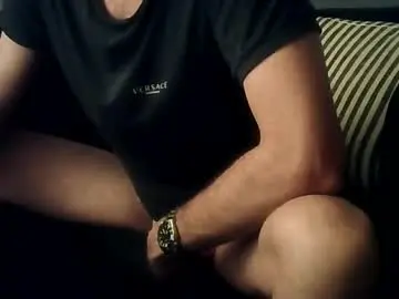 Chaturbate Live Sex Cam of darkangelmarkos007