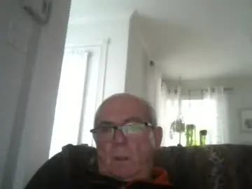 Chaturbate Watch Live Sex Cams of bernard1102