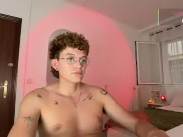 Chaturbate Free Porn Cam of anddres_boss
