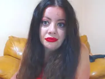 Chaturbate Live Sex Cam of luisahornydoll
