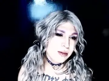 Chaturbate Live Sex of cybertrouble_
