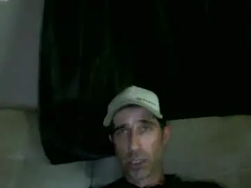 Chaturbate Live Sex Cam of fouraide42