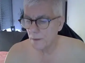 Chaturbate Live Sex Cam of patrick5275