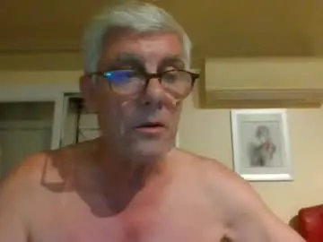 Chaturbate Live Sex Cam of patrick5275
